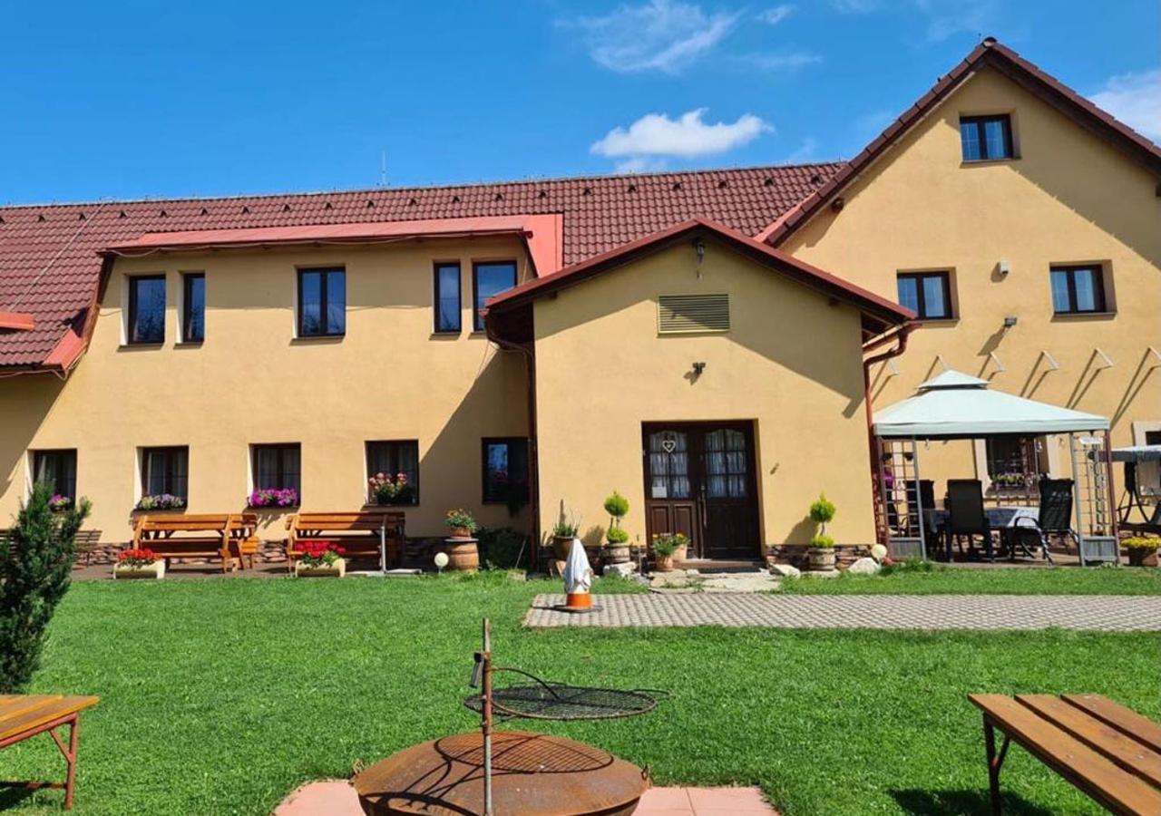 Apartamento Rezidence Lipka Králíky Exterior foto